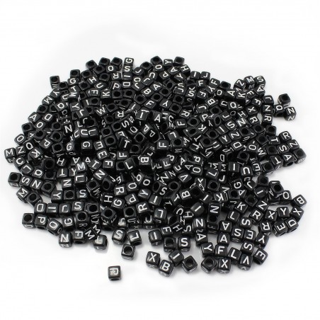 perles lettre acryliques noire